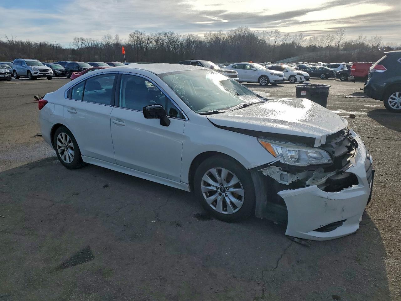 2017 SUBARU Legacy