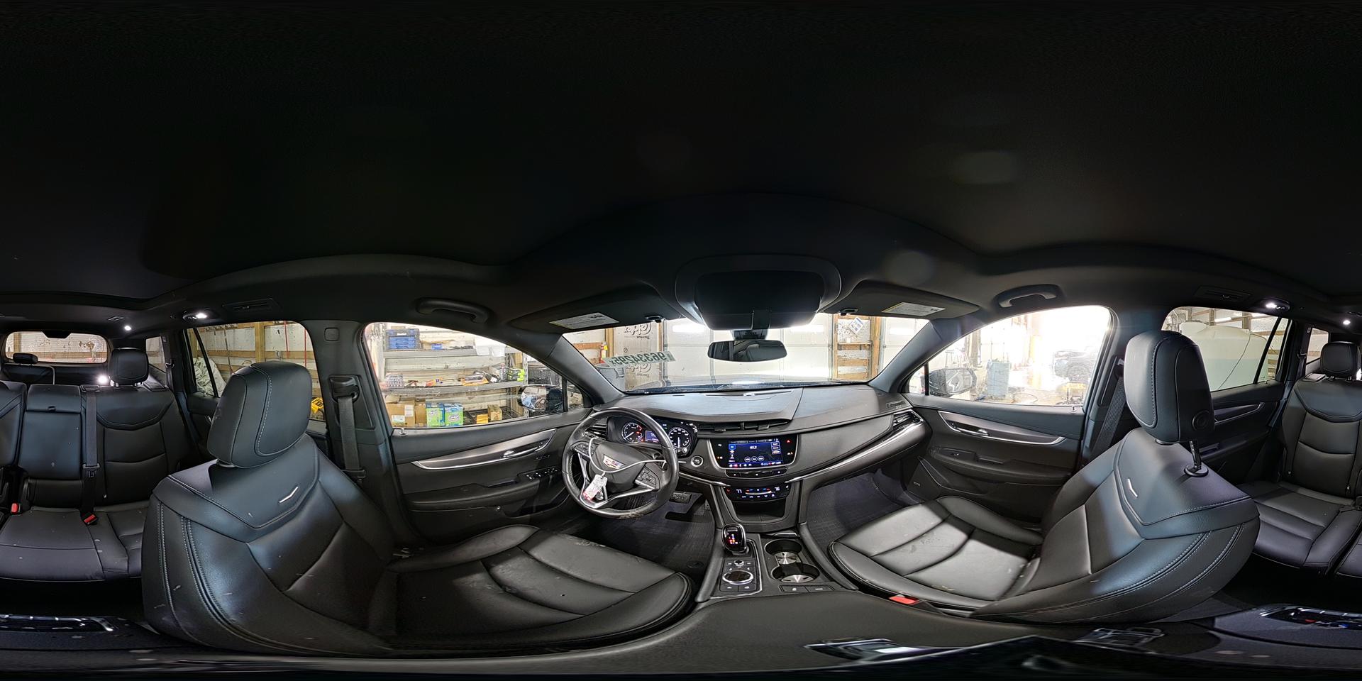 2021 CADILLAC XT6