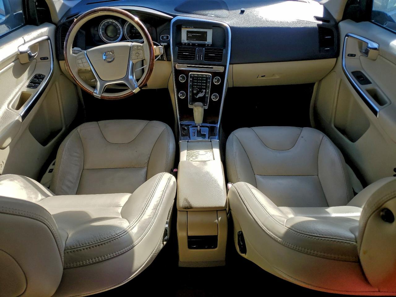 2012 VOLVO XC60