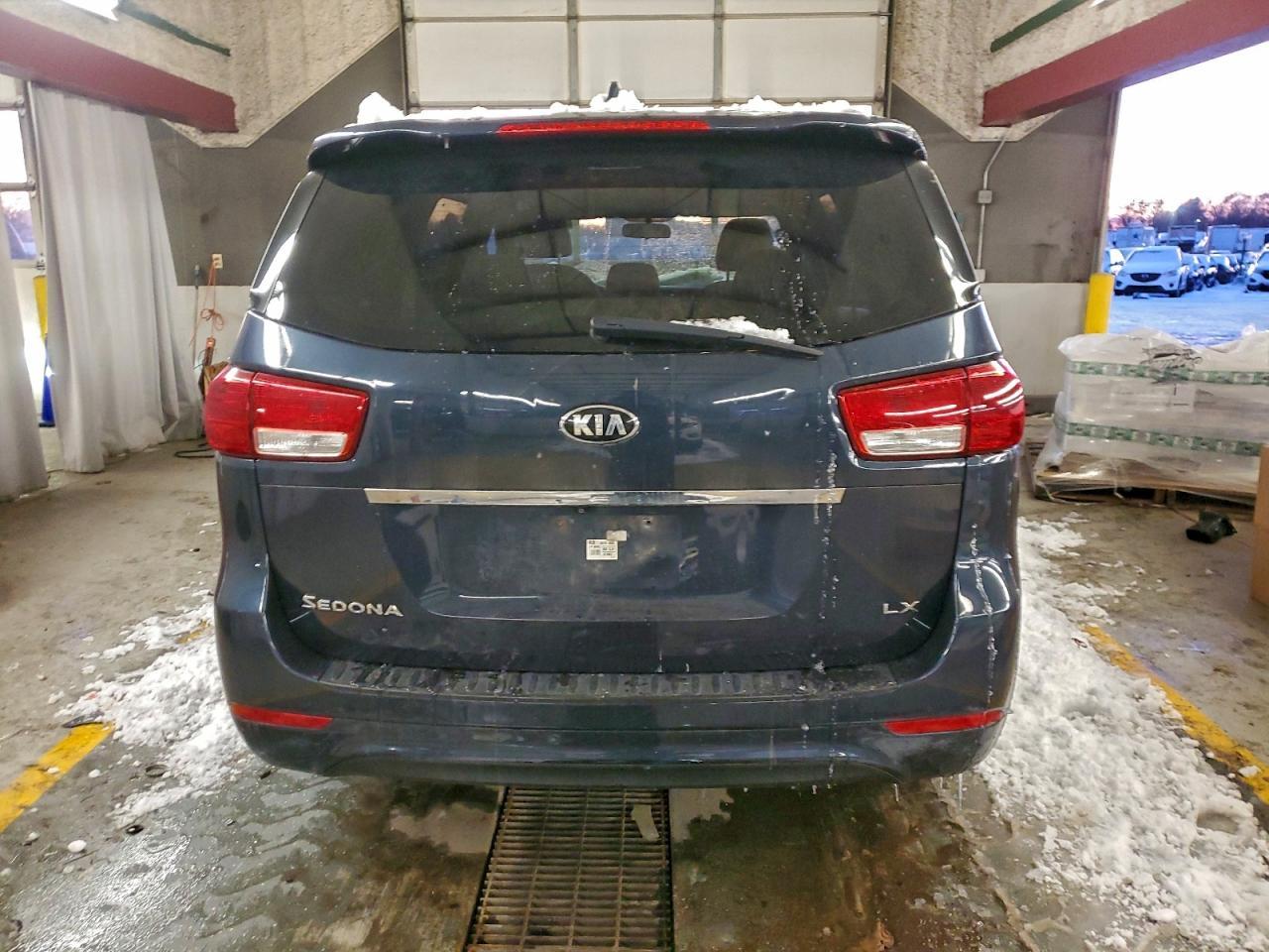 2015 KIA SEDONA