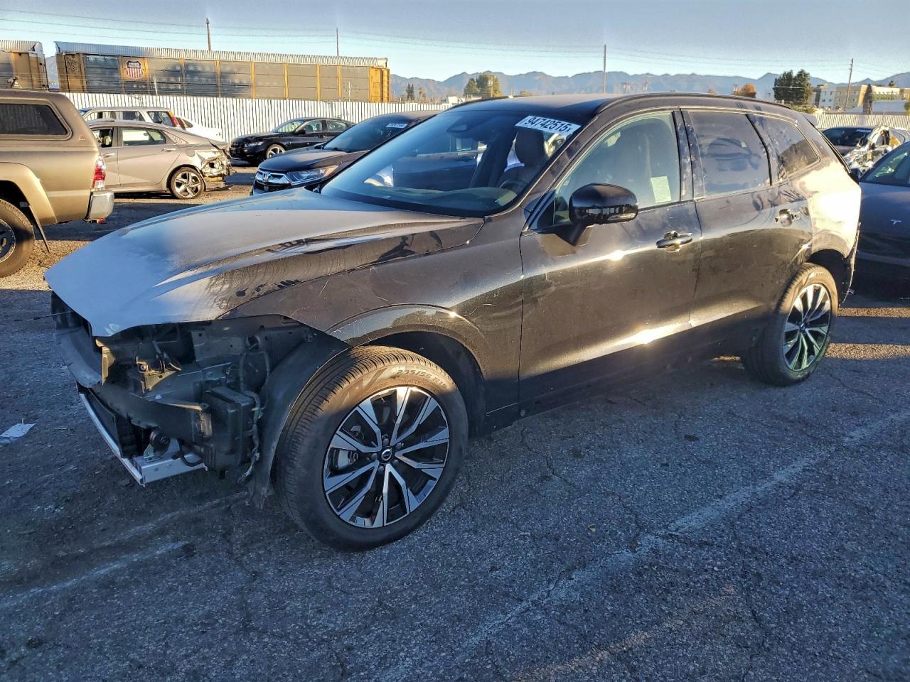2024 VOLVO XC60