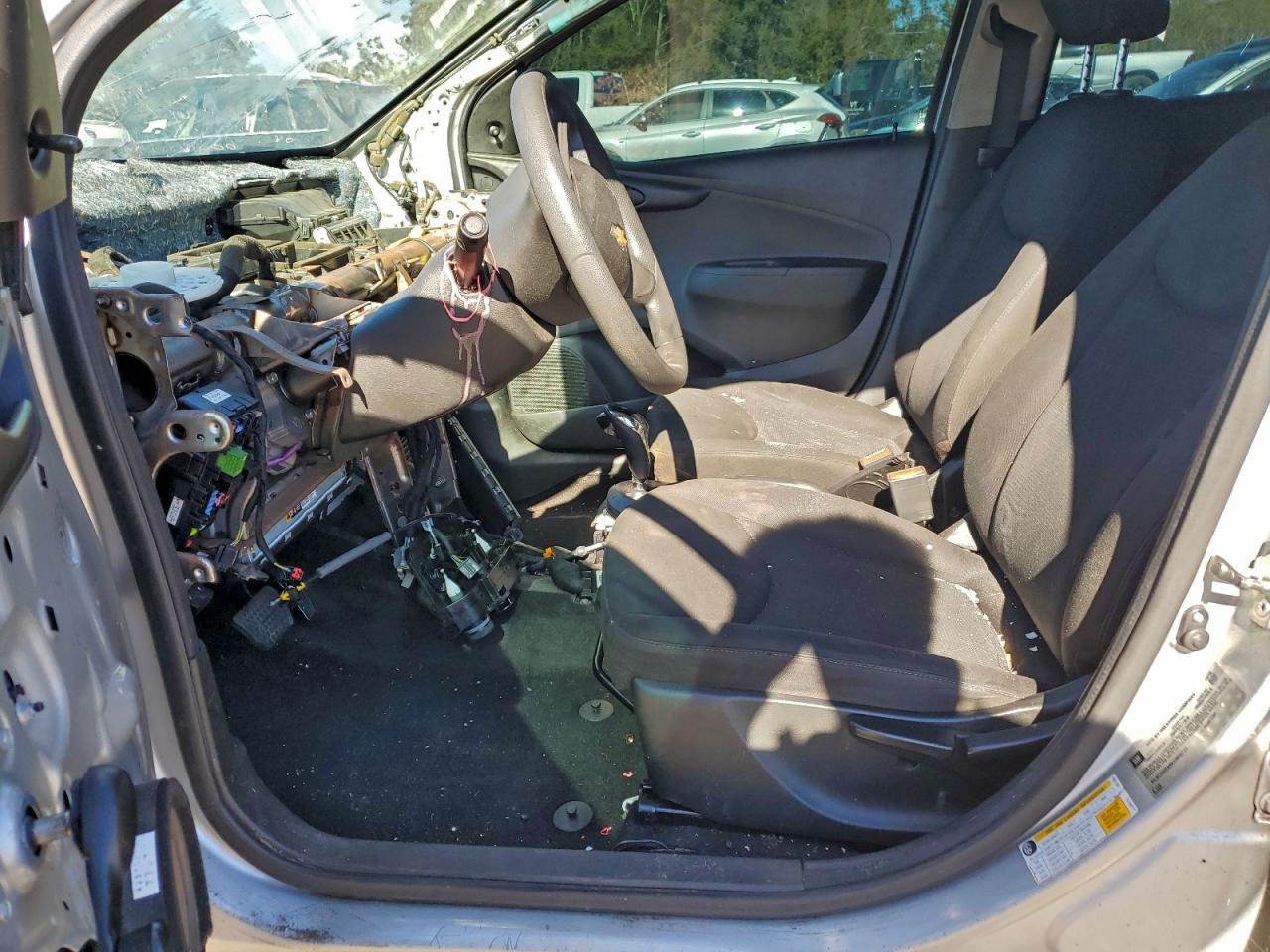 2019 CHEVROLET Spark