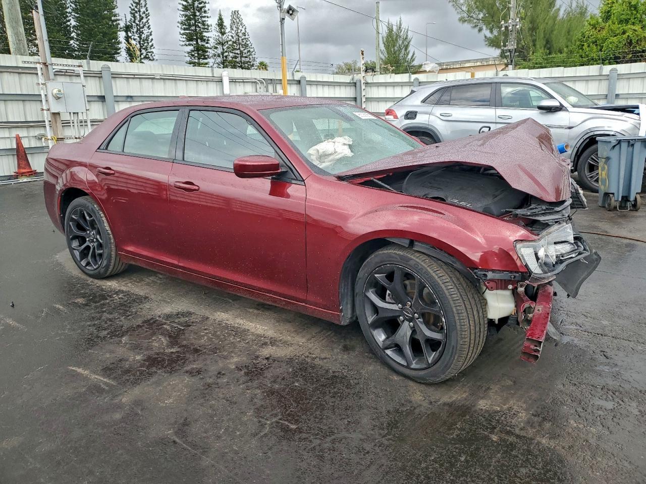 2019 CHRYSLER 300