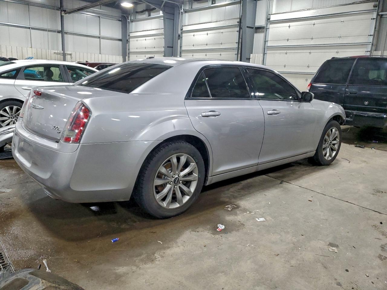 2014 CHRYSLER 300