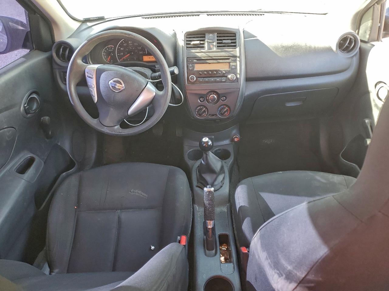 2017 NISSAN VERSA