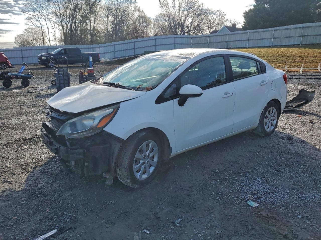 2013 KIA RIO