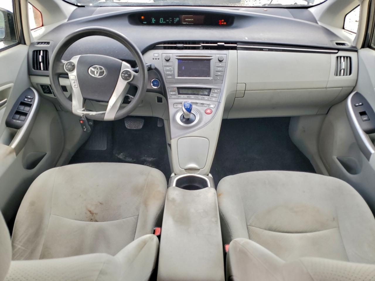 2015 TOYOTA PRIUS
