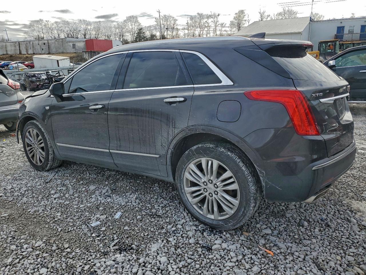2018 CADILLAC XT5