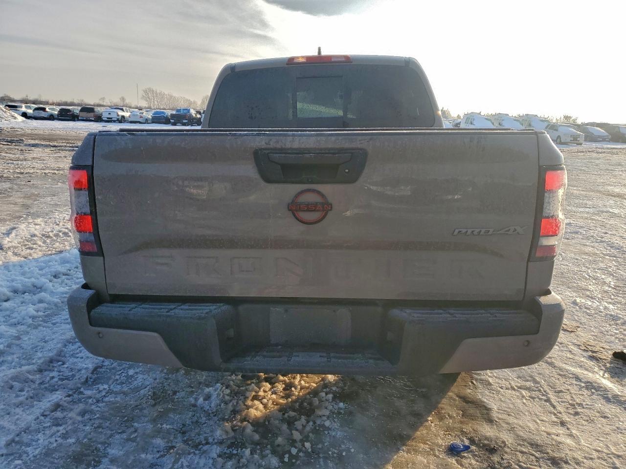 2023 NISSAN Frontier