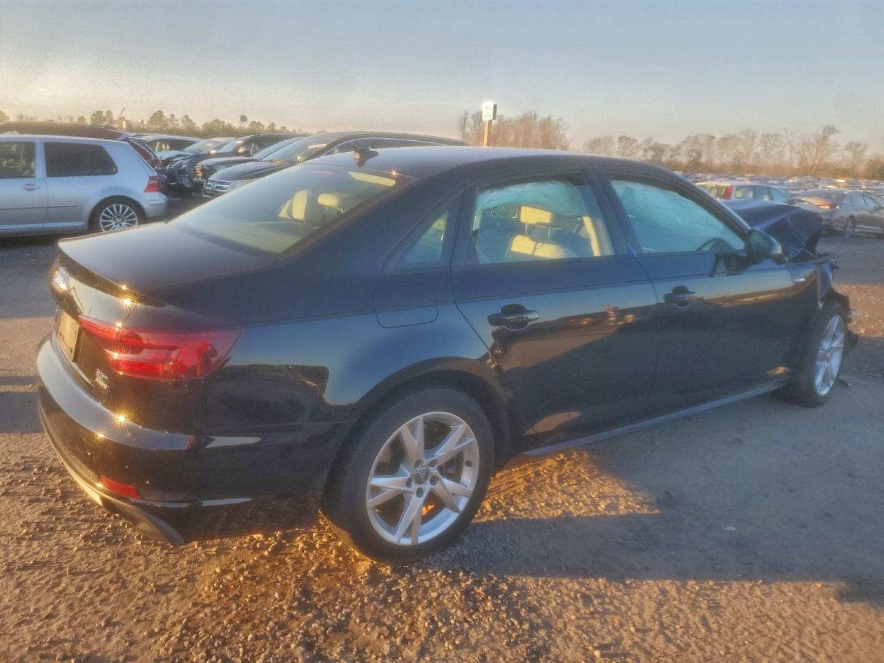 2018 AUDI A4