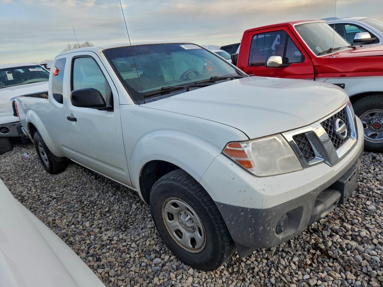 2016 NISSAN Frontier