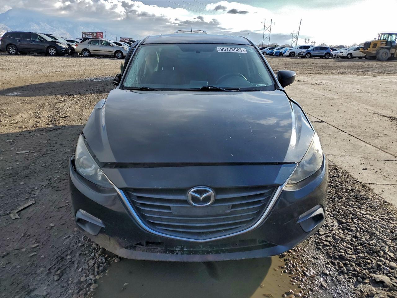 2014 MAZDA 3