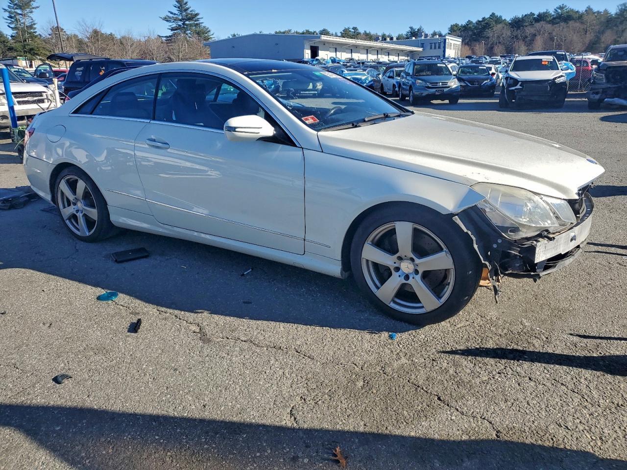 2010 MERCEDES-BENZ E-Class