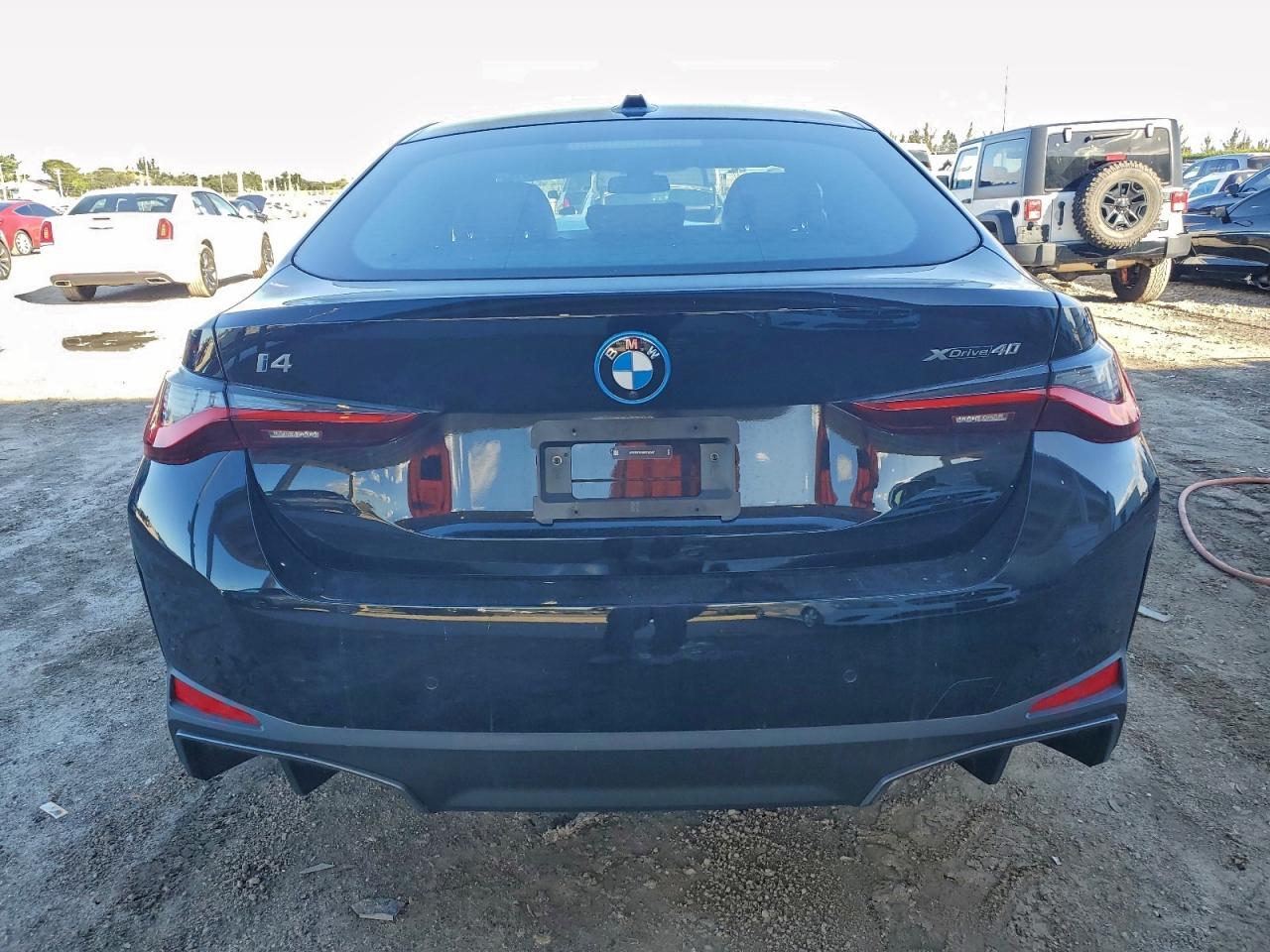 2024 BMW i4