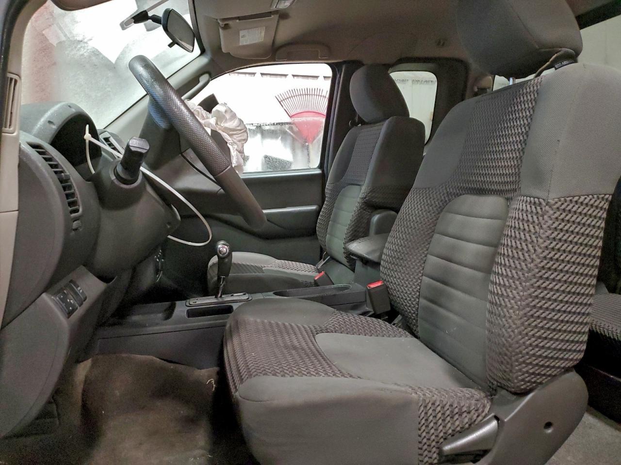 2010 NISSAN Frontier
