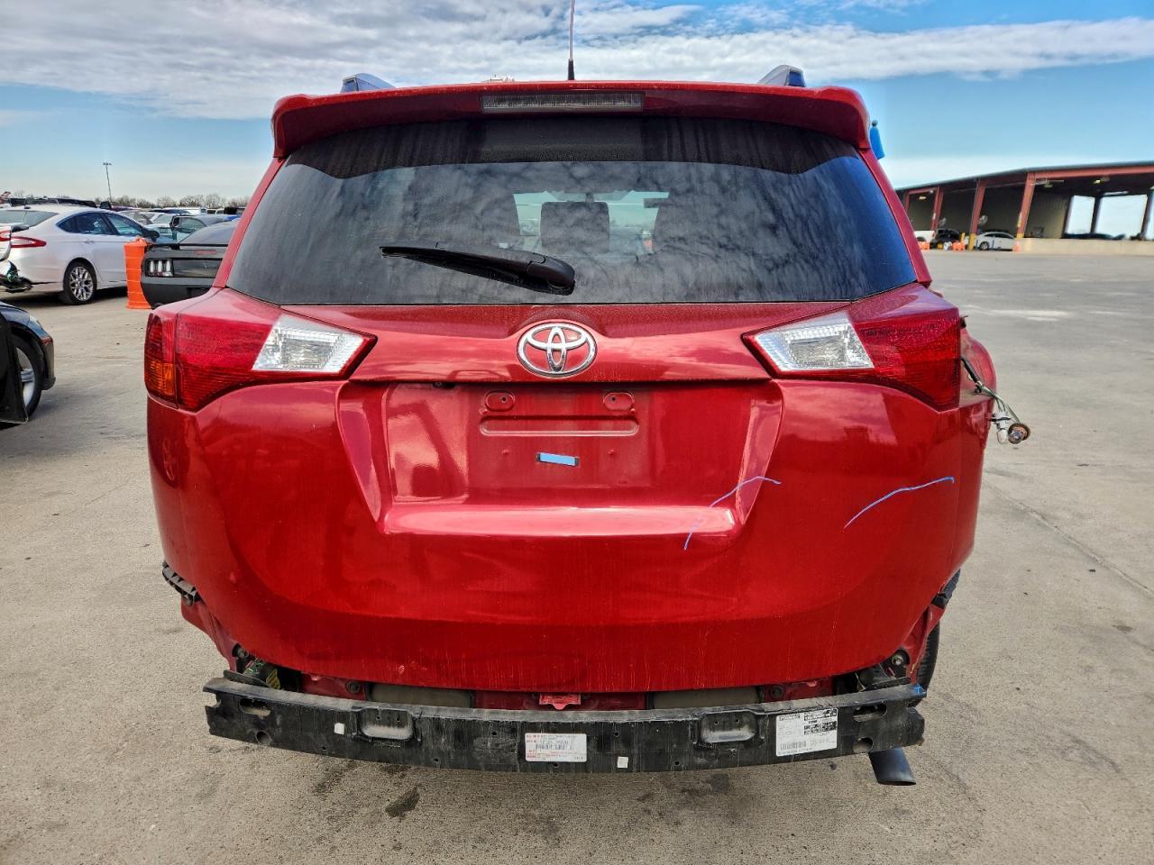 2015 TOYOTA RAV4