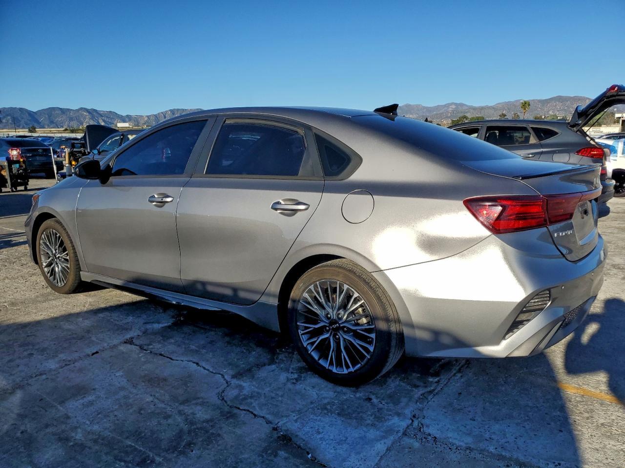2023 KIA FORTE