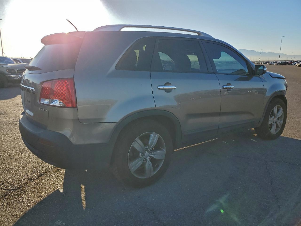 2012 KIA SORENTO