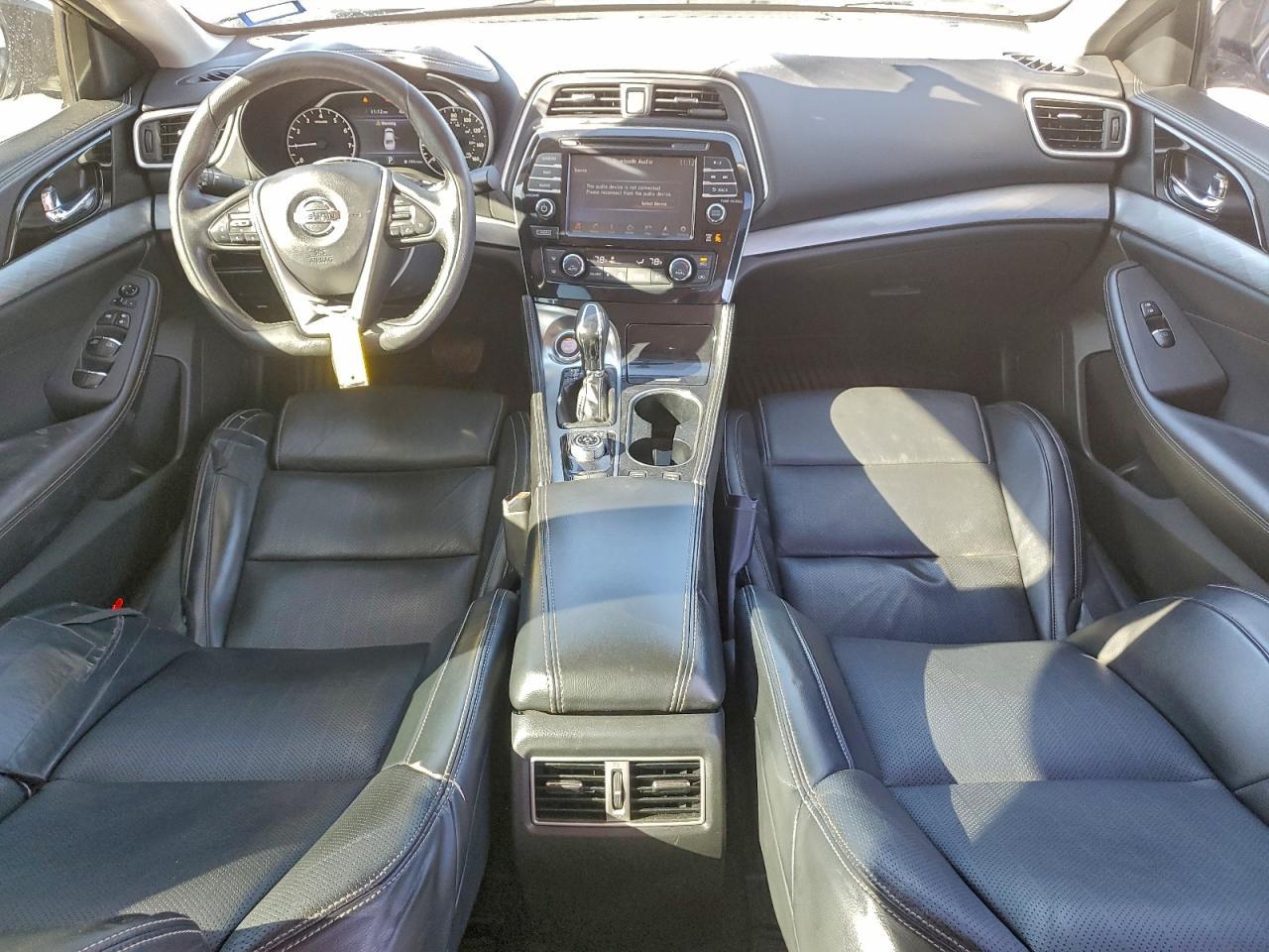 2016 NISSAN Maxima