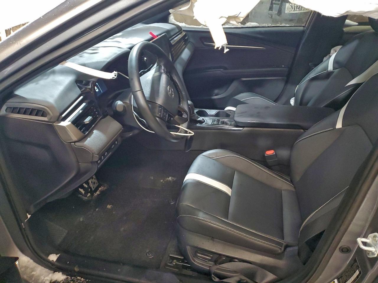 2025 TOYOTA CAMRY