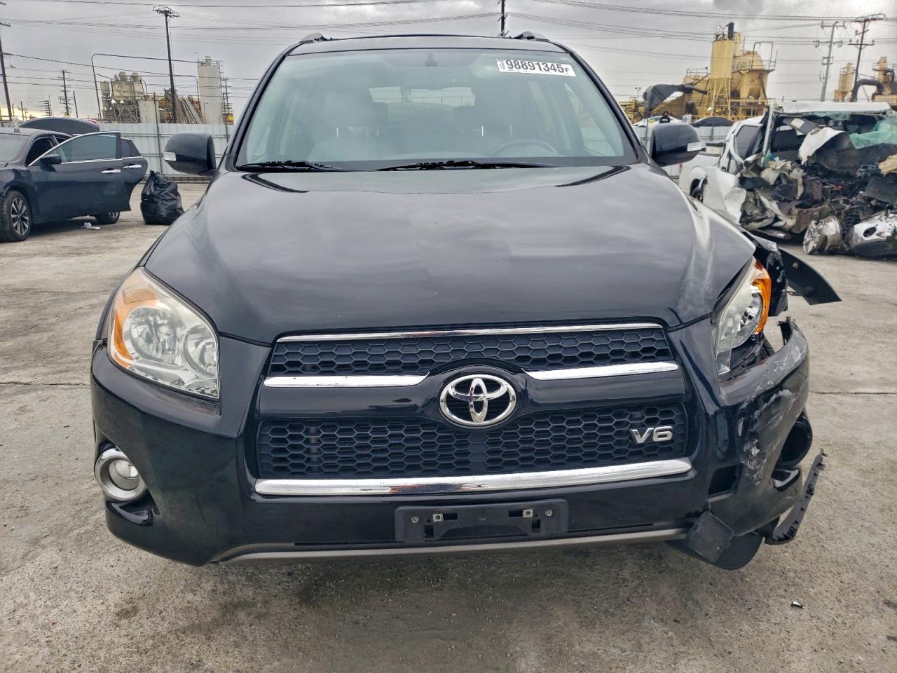 2011 TOYOTA RAV4