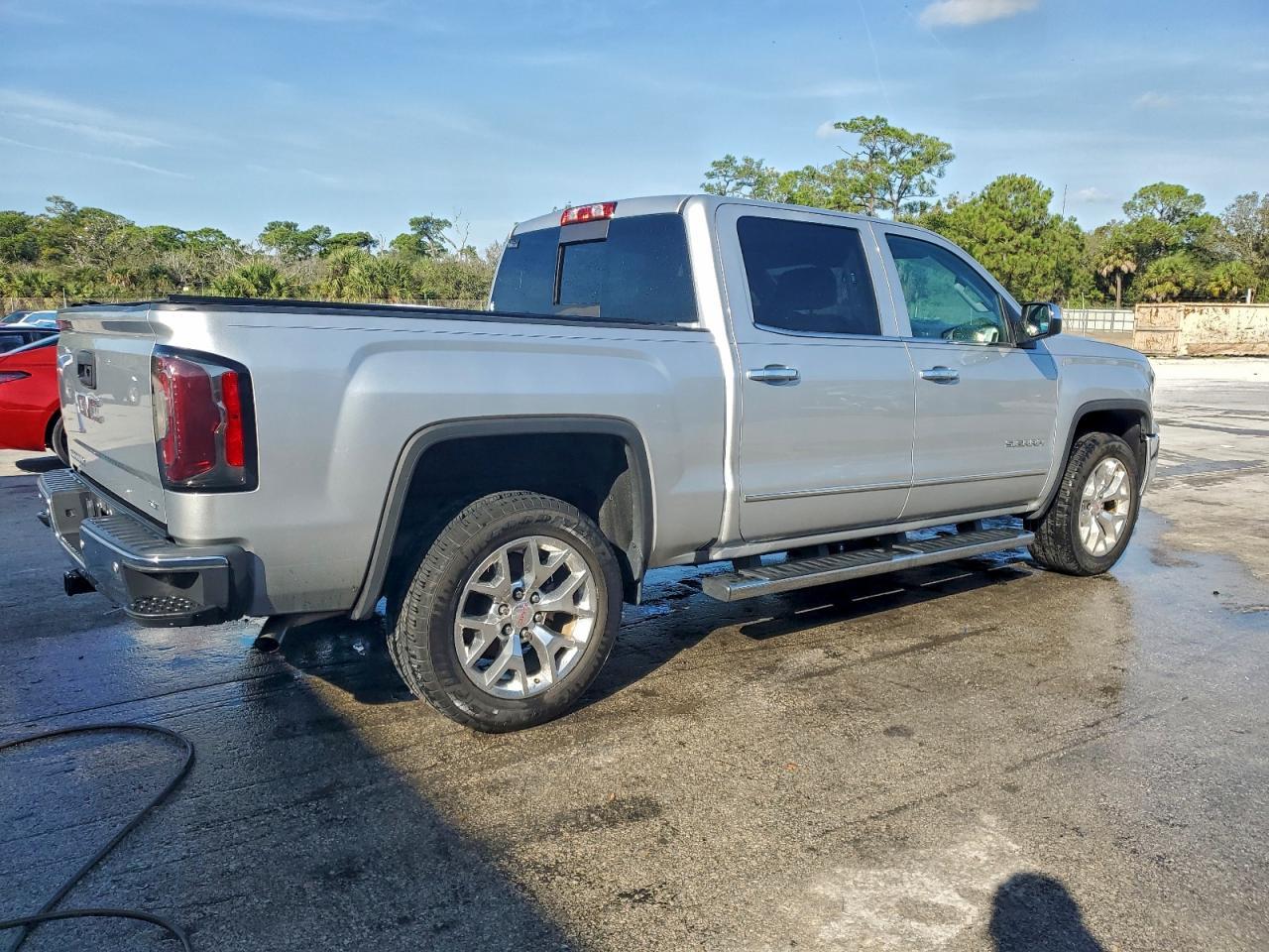2017 GMC Sierra