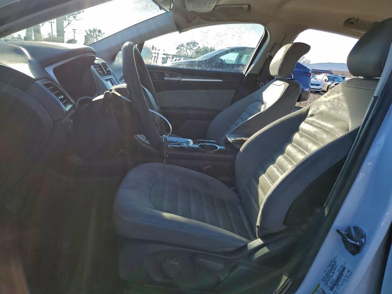 2013 FORD FUSION