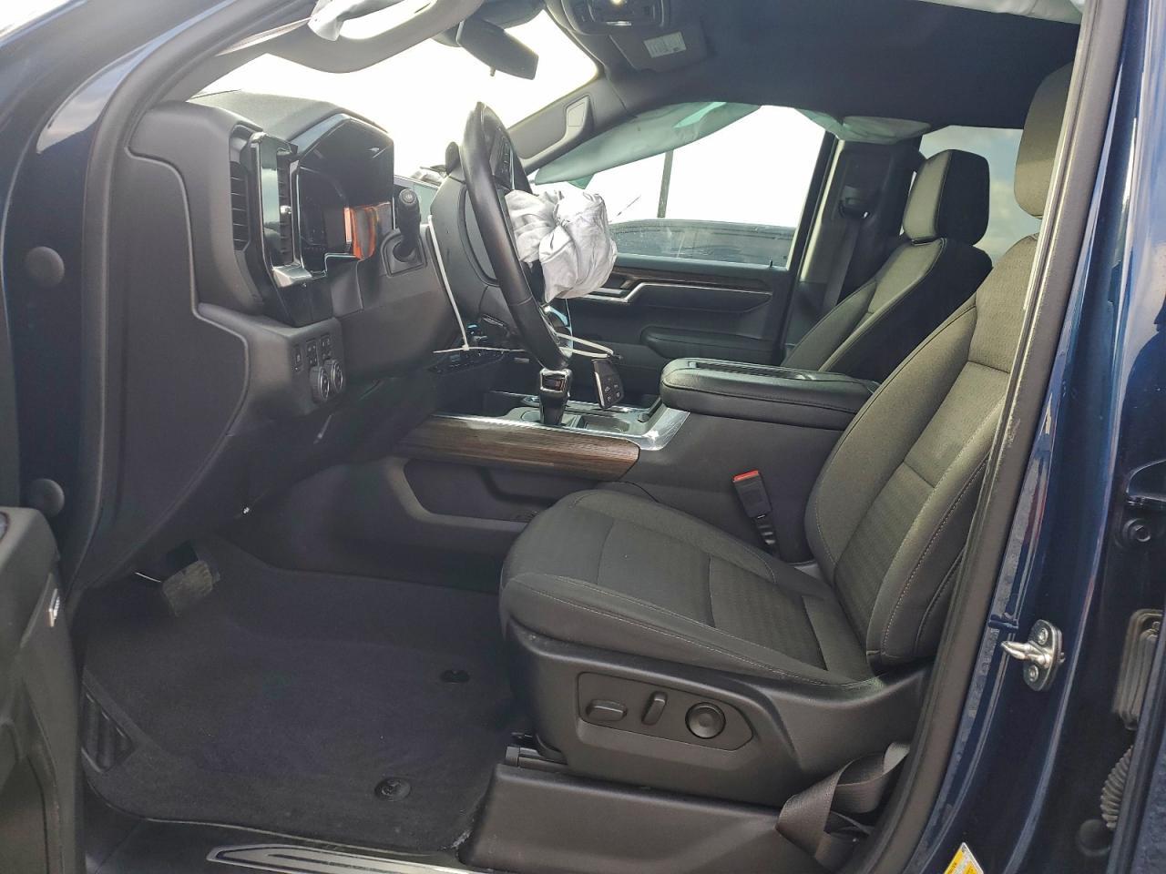 2022 CHEVROLET Silverado