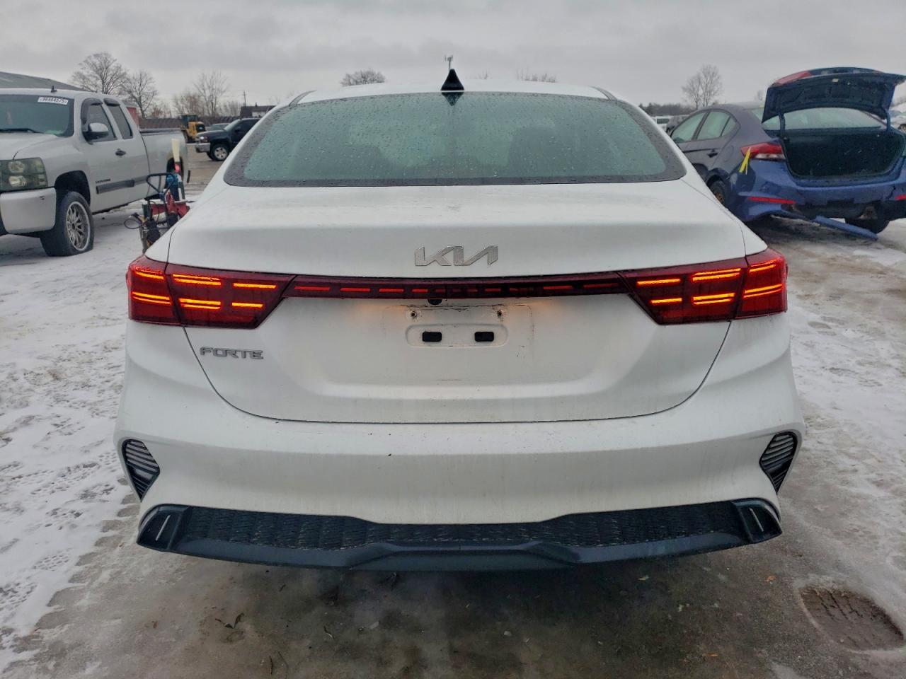 2024 KIA FORTE