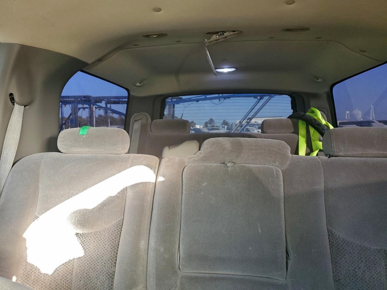 2004 CHEVROLET Suburban