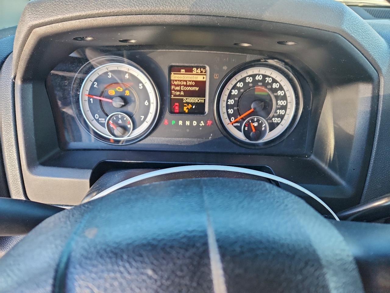 2014 RAM 1500 ST