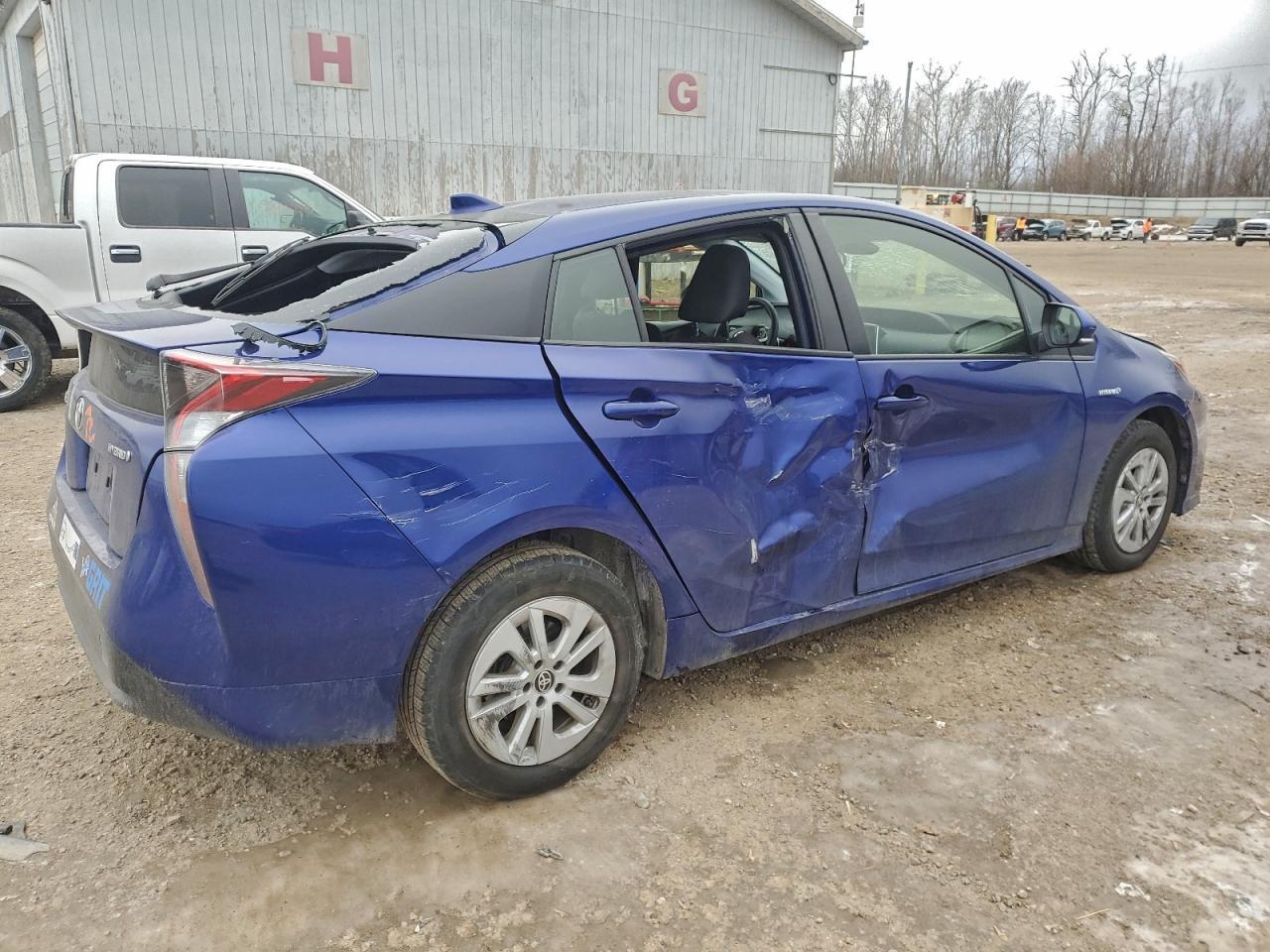 2017 TOYOTA PRIUS
