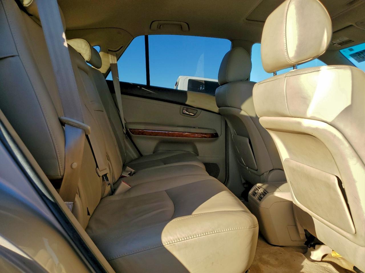 2004 LEXUS Rx 330