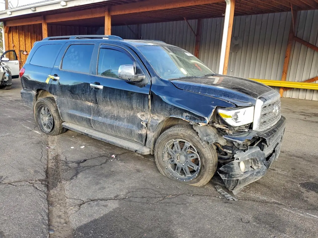 2014 TOYOTA Sequoia