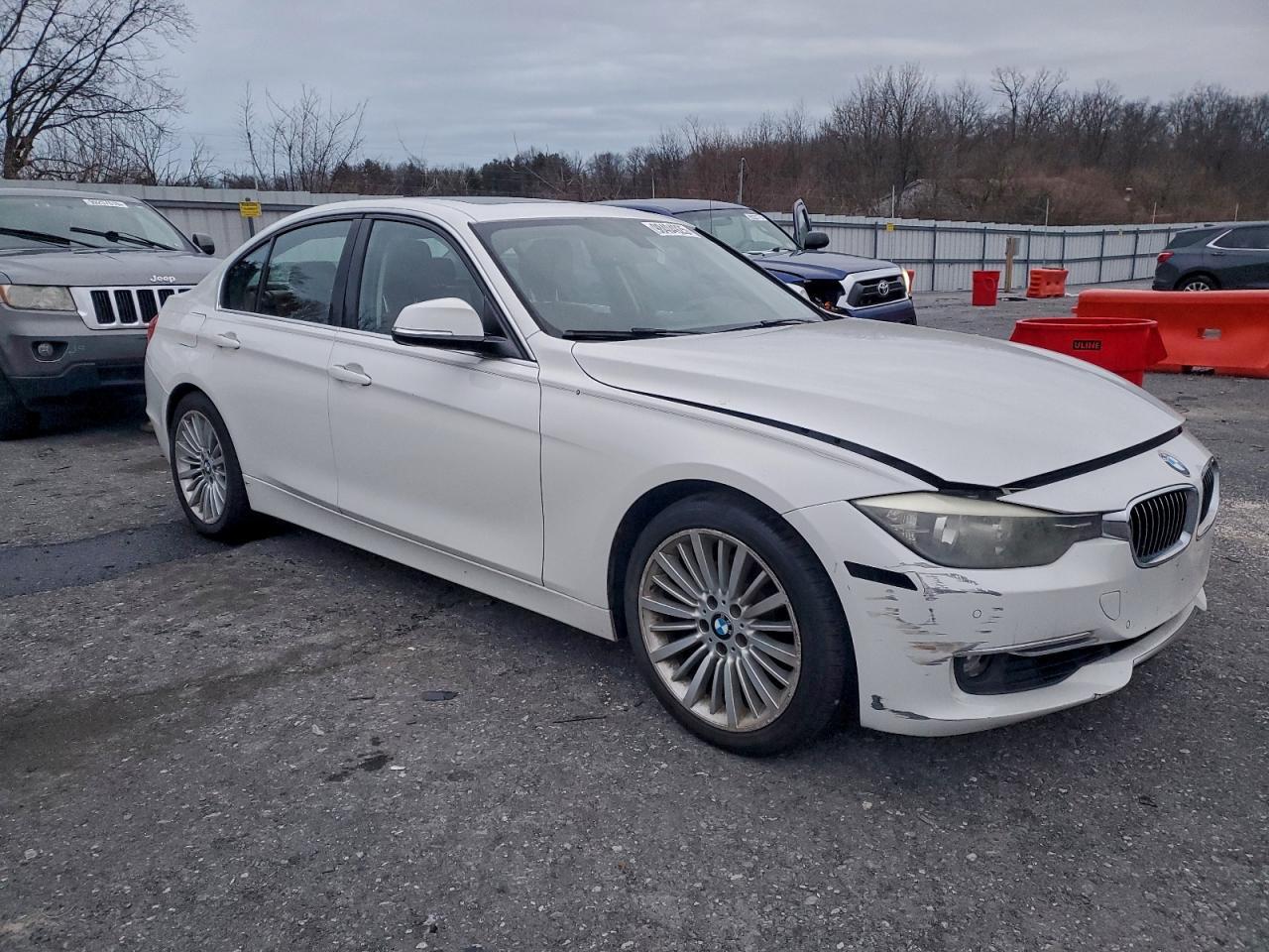 2013 BMW 3 SERIES