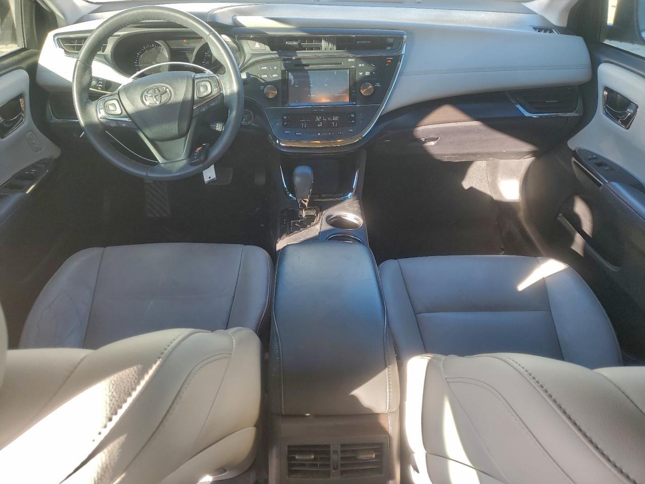 2017 TOYOTA Avalon