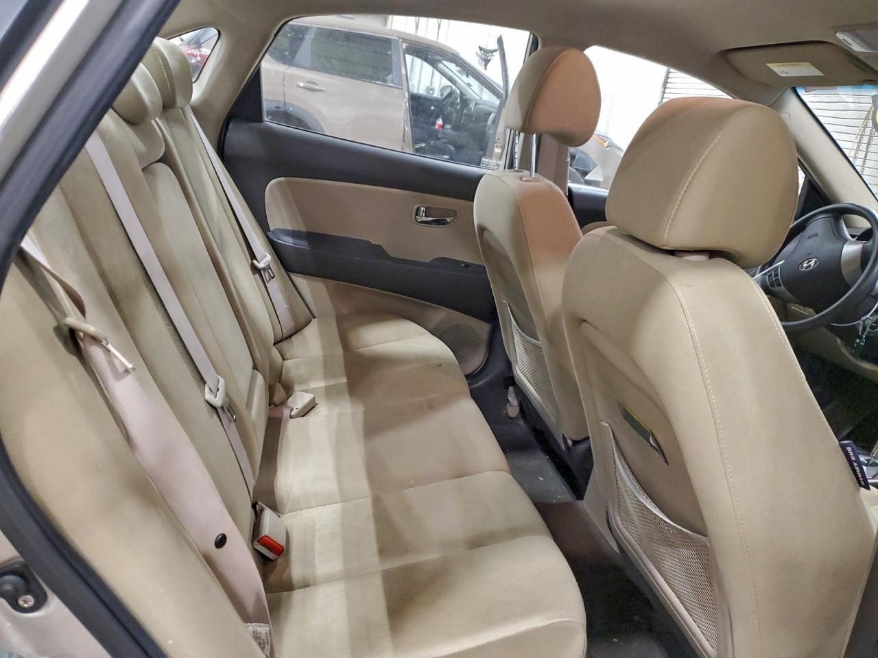 2010 HYUNDAI ELANTRA