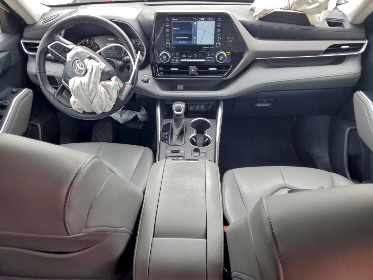2022 TOYOTA HIGHLANDER