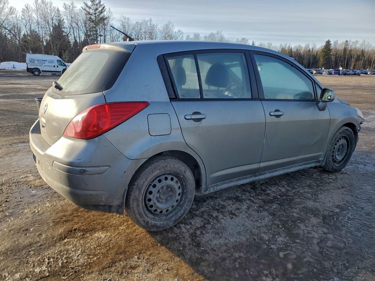 2008 NISSAN VERSA