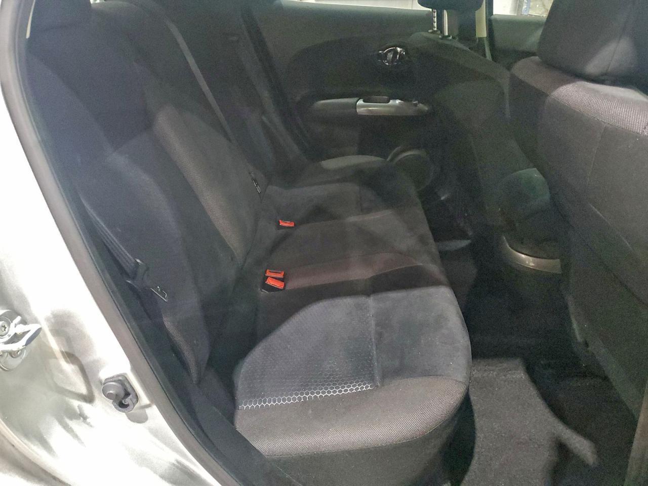 2015 NISSAN Juke