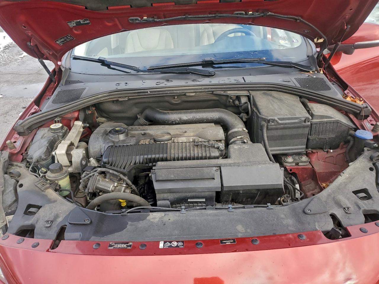 2013 VOLVO S60