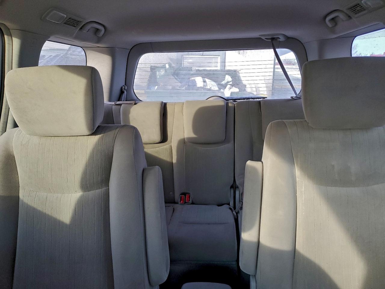 2015 NISSAN Quest