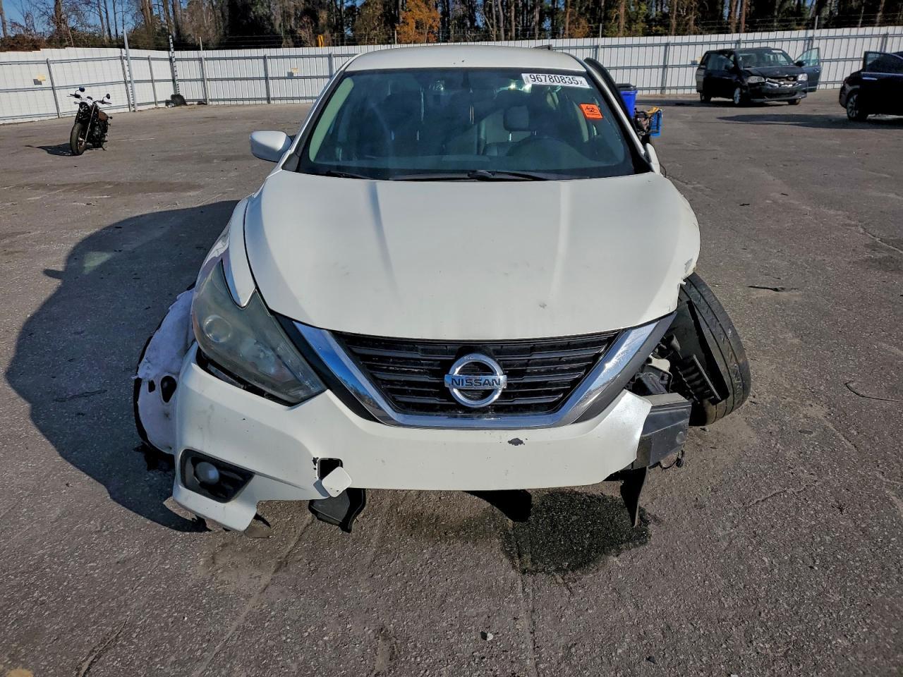 2016 NISSAN ALTIMA