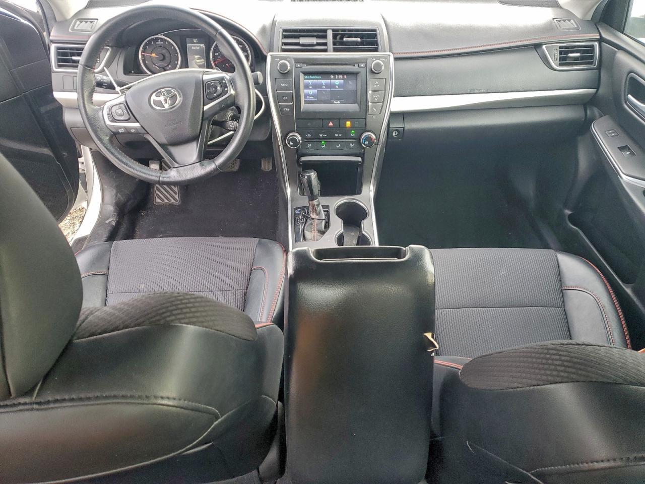 2017 TOYOTA CAMRY