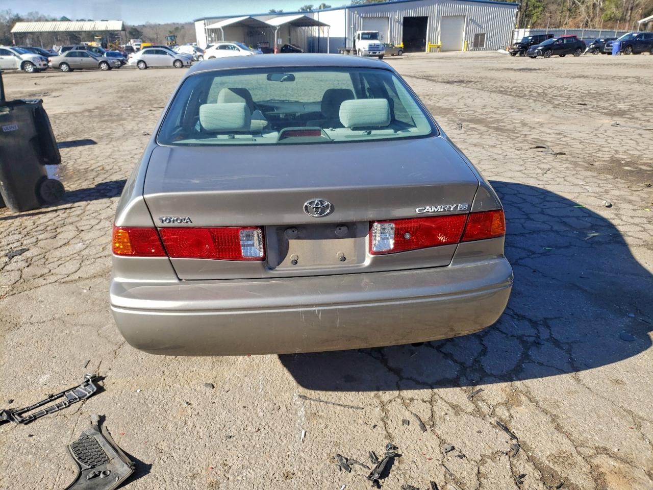 2001 TOYOTA CAMRY