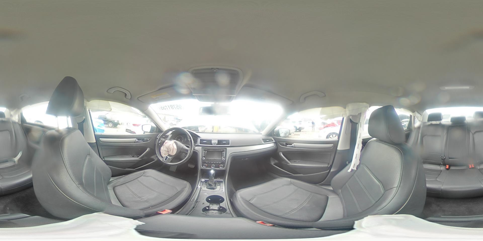2015 VOLKSWAGEN Passat