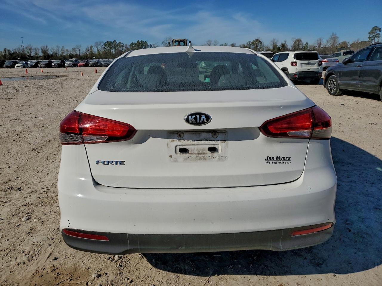 2017 KIA FORTE