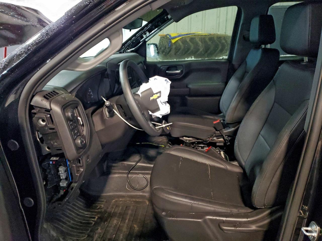 2024 CHEVROLET Silverado