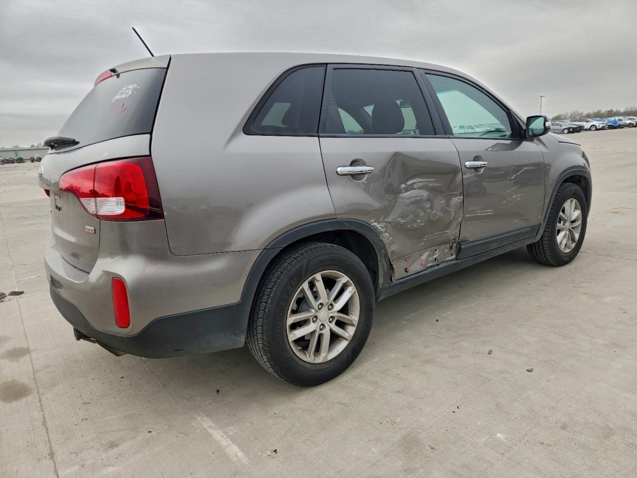 2015 KIA SORENTO