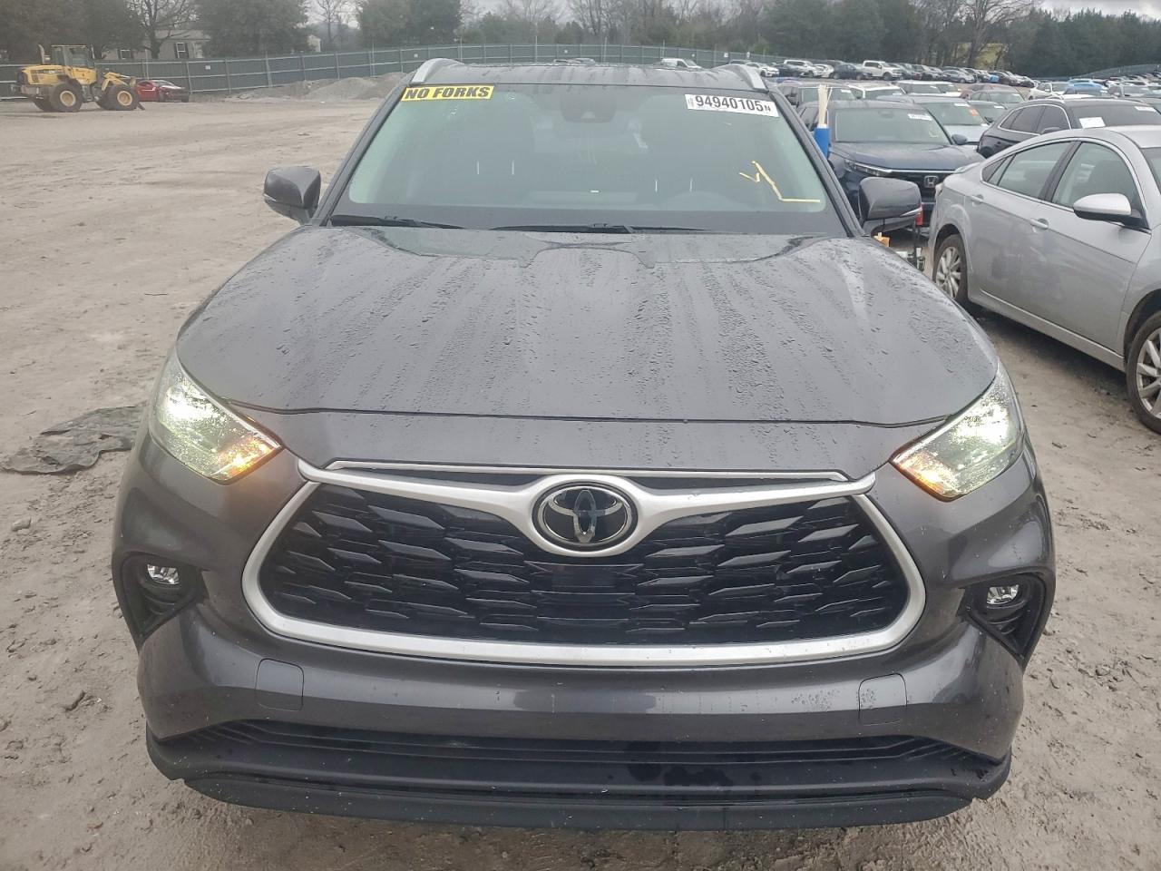 2024 TOYOTA HIGHLANDER